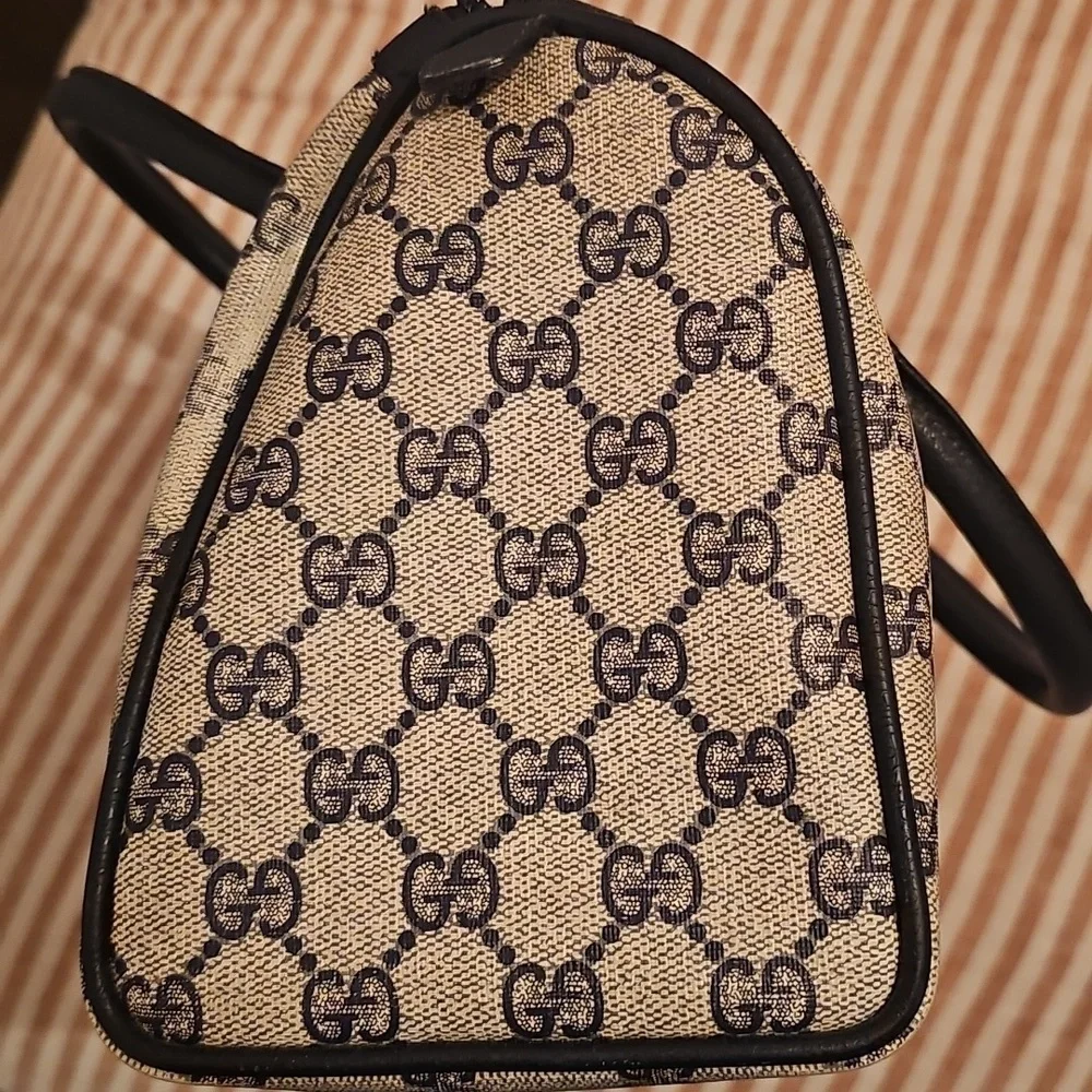 Gucci Vintage Mini Monogram Sherry Duffle - Picture 9 of 14